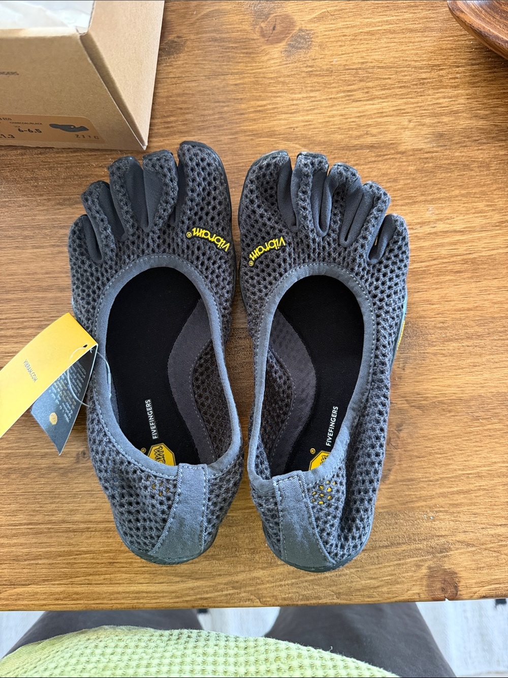 Vibram Women's Eco Vib-e Toe Shoes